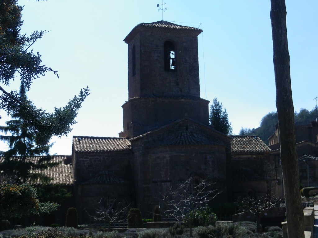 L'ésglésia del Monestir de Santa Maria de l'Estany.