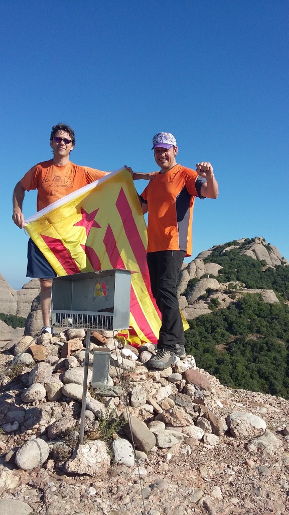 Hem fet el cim! L'Albarda Castellana, 1178 m. i sostre comarcal del Baix Llobregat.